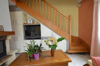 Placard sous escalier